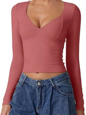 QINSEN Women's Long Sleeve V Neck 
Double Lined Crop Top Seamed Cup Going out